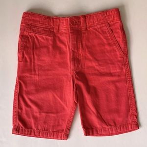 H&M Boys Cotton Shorts in Coral. Available in sizes 5-6Y and 6-7Y.